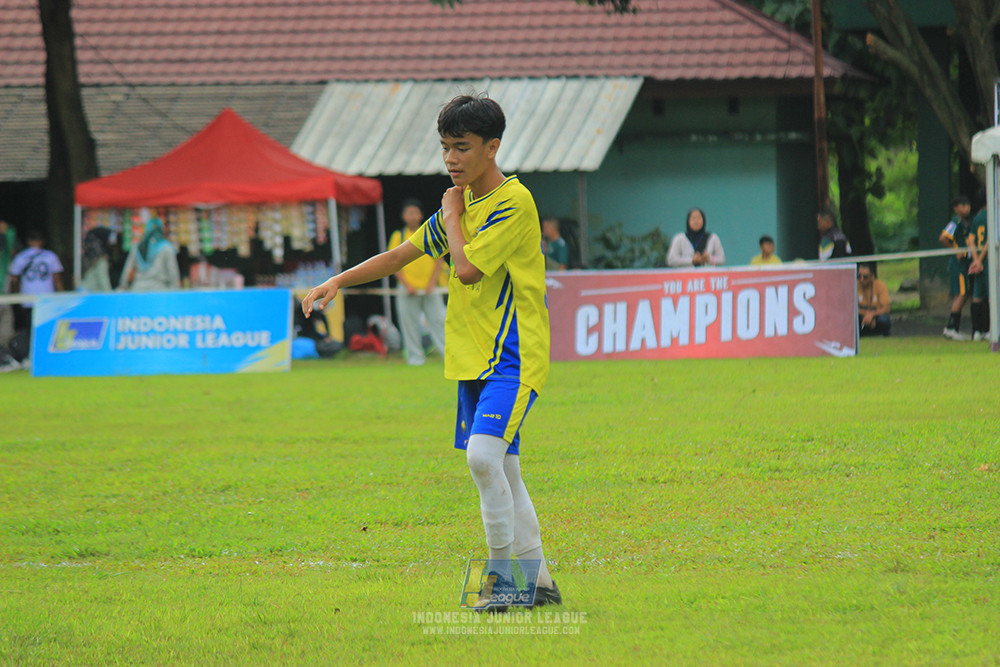 ijl u14 100126 wins soccer school vs brazillian soccer school lfa