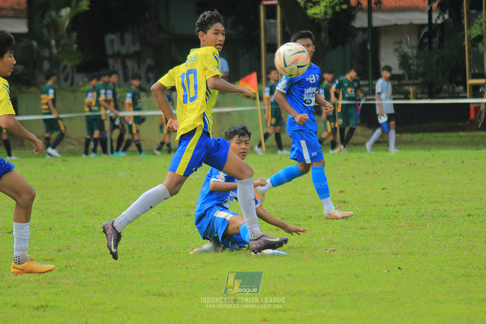 ijl u14 100126 wins soccer school vs brazillian soccer school lfa