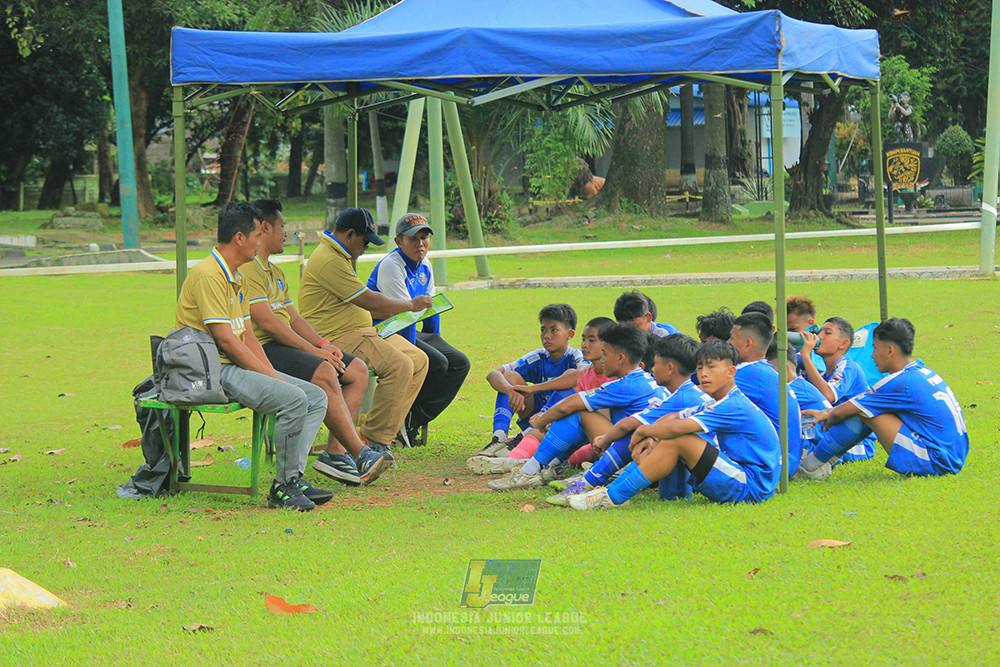 ijl u14 100126 wins soccer school vs brazillian soccer school lfa