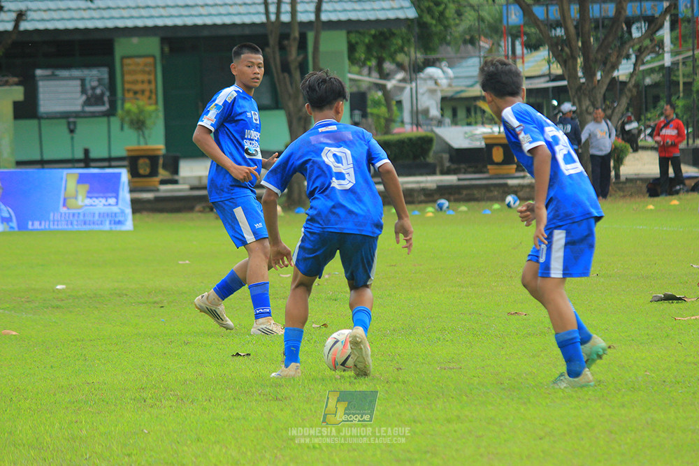 ijl u14 100126 wins soccer school vs brazillian soccer school lfa