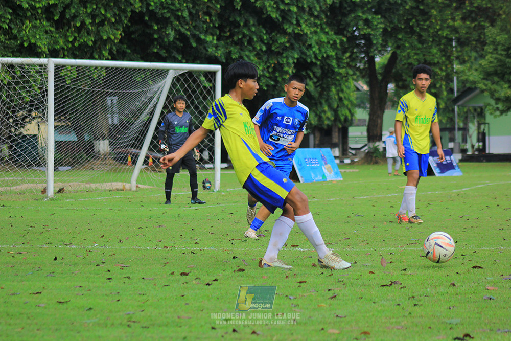 ijl u14 100126 wins soccer school vs brazillian soccer school lfa
