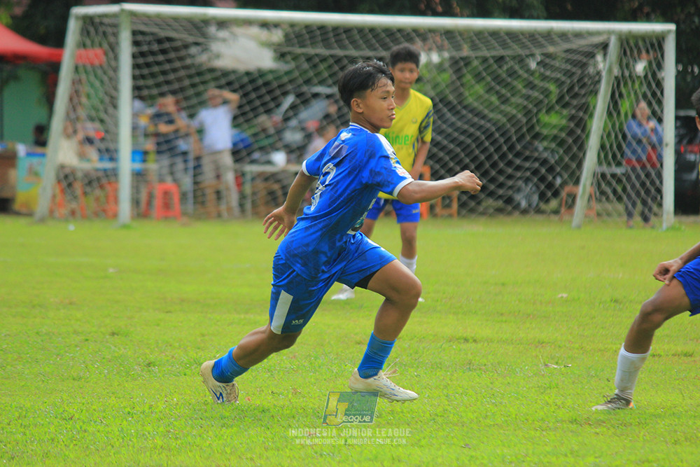ijl u14 100126 wins soccer school vs brazillian soccer school lfa