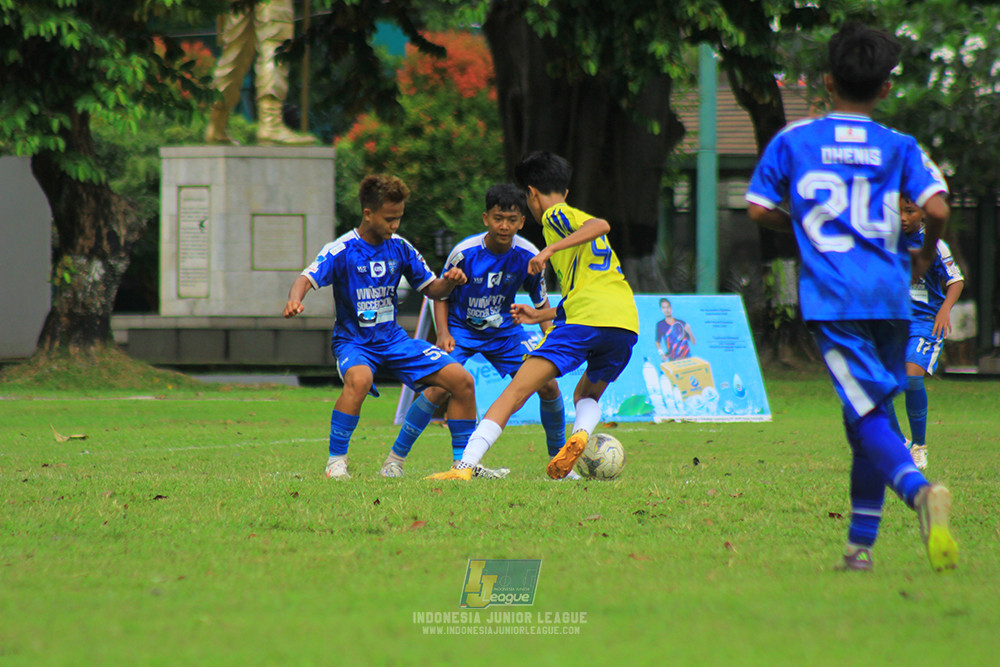ijl u14 100126 wins soccer school vs brazillian soccer school lfa