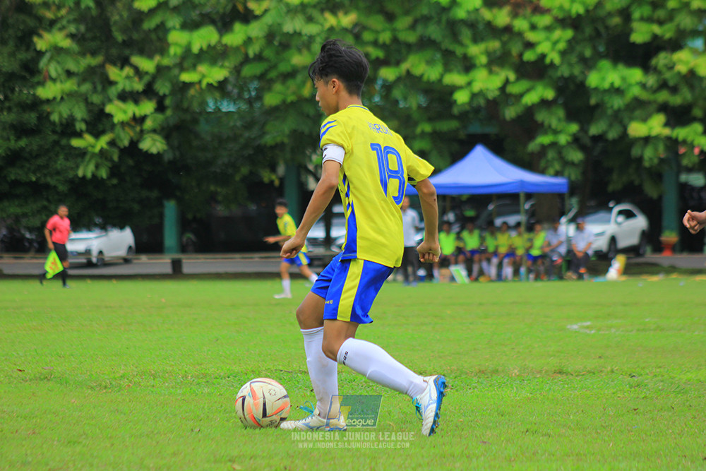 ijl u14 100126 wins soccer school vs brazillian soccer school lfa