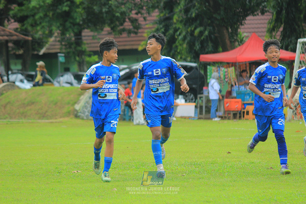 ijl u14 100126 wins soccer school vs brazillian soccer school lfa