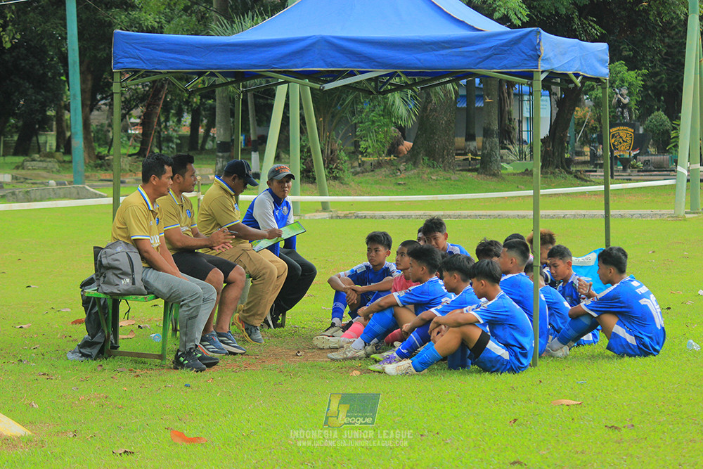 ijl u14 100126 wins soccer school vs brazillian soccer school lfa