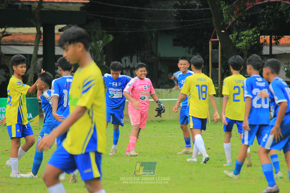 ijl u14 100126 wins soccer school vs brazillian soccer school lfa