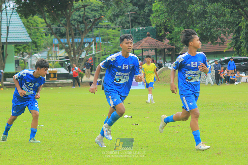 ijl u14 100126 wins soccer school vs brazillian soccer school lfa