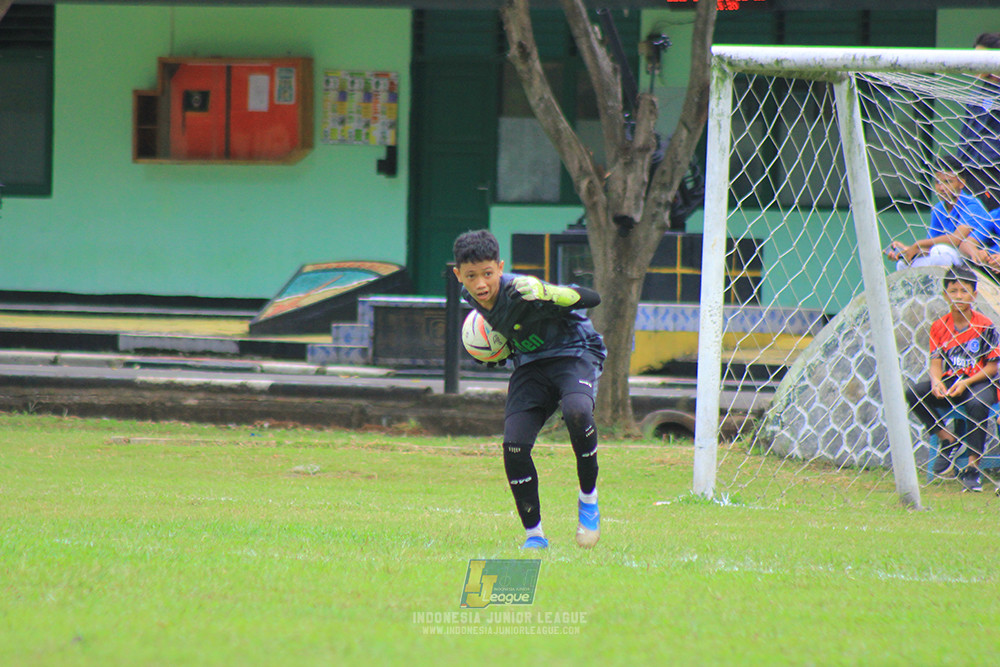 ijl u14 100126 wins soccer school vs brazillian soccer school lfa