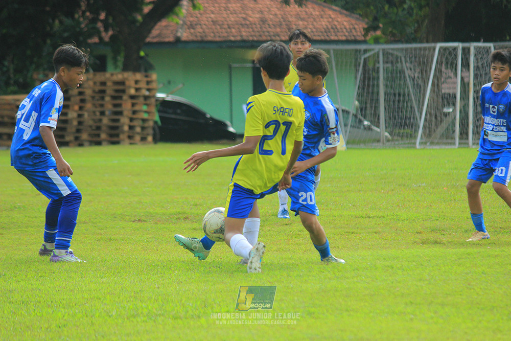 ijl u14 100126 wins soccer school vs brazillian soccer school lfa