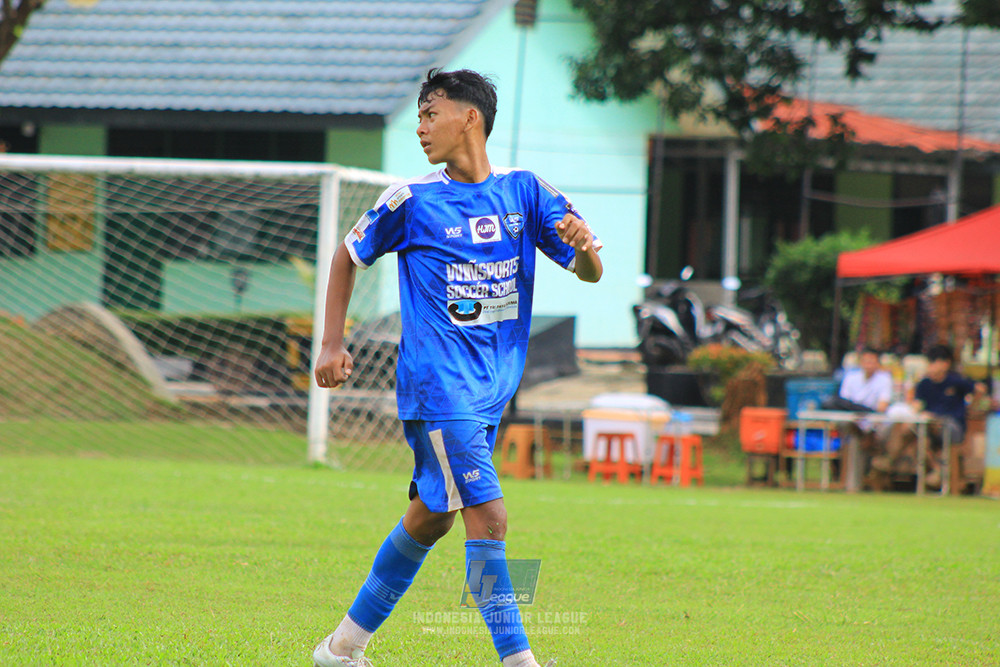 ijl u14 100126 wins soccer school vs brazillian soccer school lfa