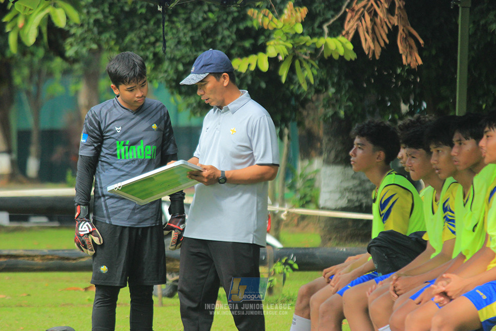 ijl u14 100126 wins soccer school vs brazillian soccer school lfa