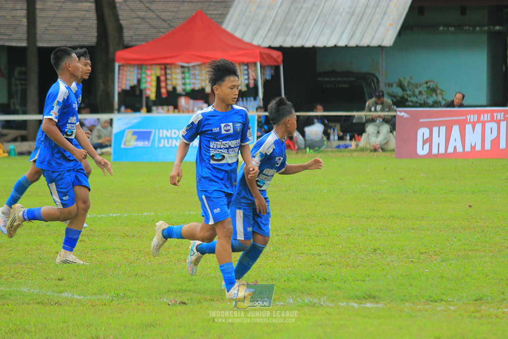 ijl u14 100126 wins soccer school vs brazillian soccer school lfa