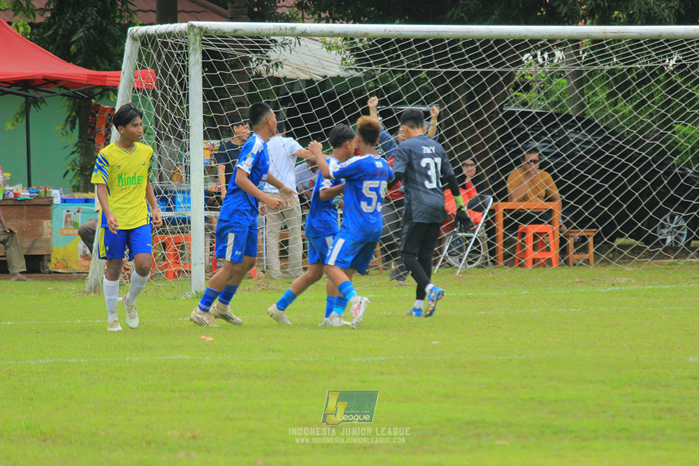 ijl u14 100126 wins soccer school vs brazillian soccer school lfa