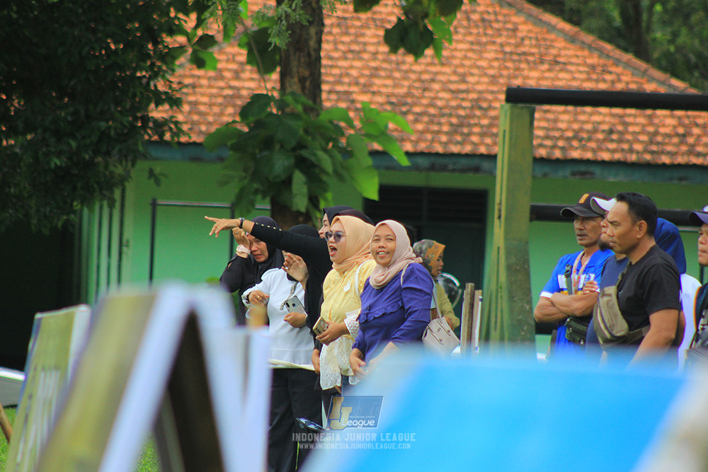 ijl u14 100126 wins soccer school vs brazillian soccer school lfa