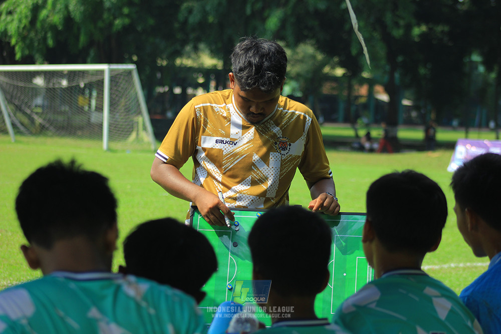 ijl u14 111025 endang witarsa fc vs pulomas fc