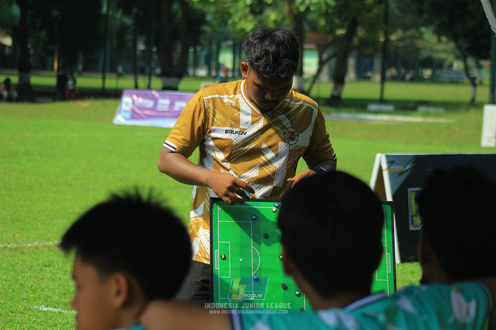 ijl u14 111025 endang witarsa fc vs pulomas fc