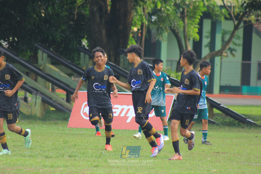 ijl u14 111025 indonesia muda utara vs metra muda soccer school
