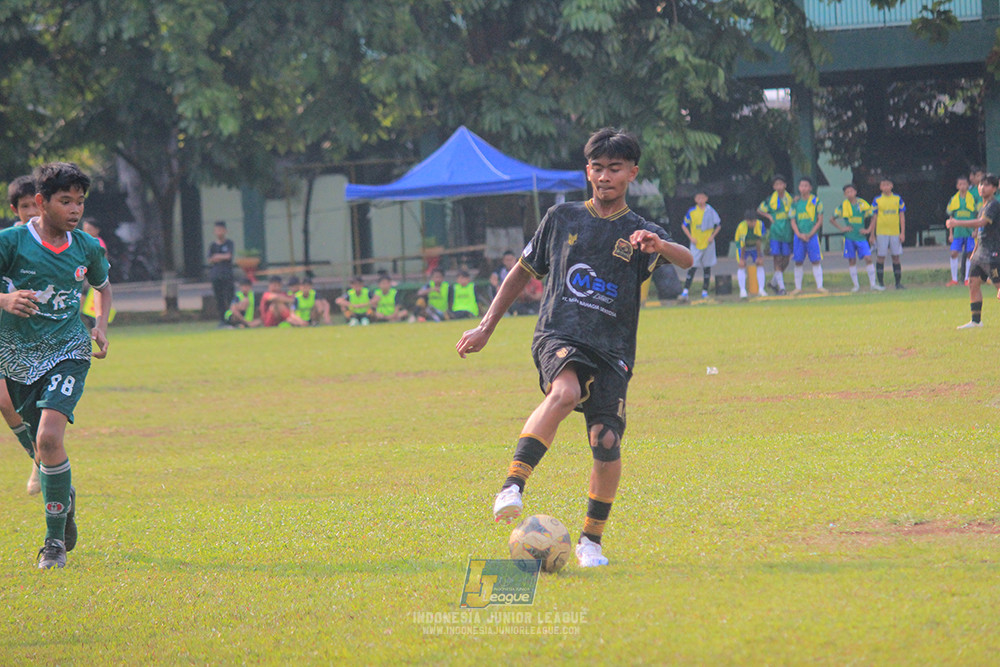 ijl u14 111025 indonesia muda utara vs metra muda soccer school