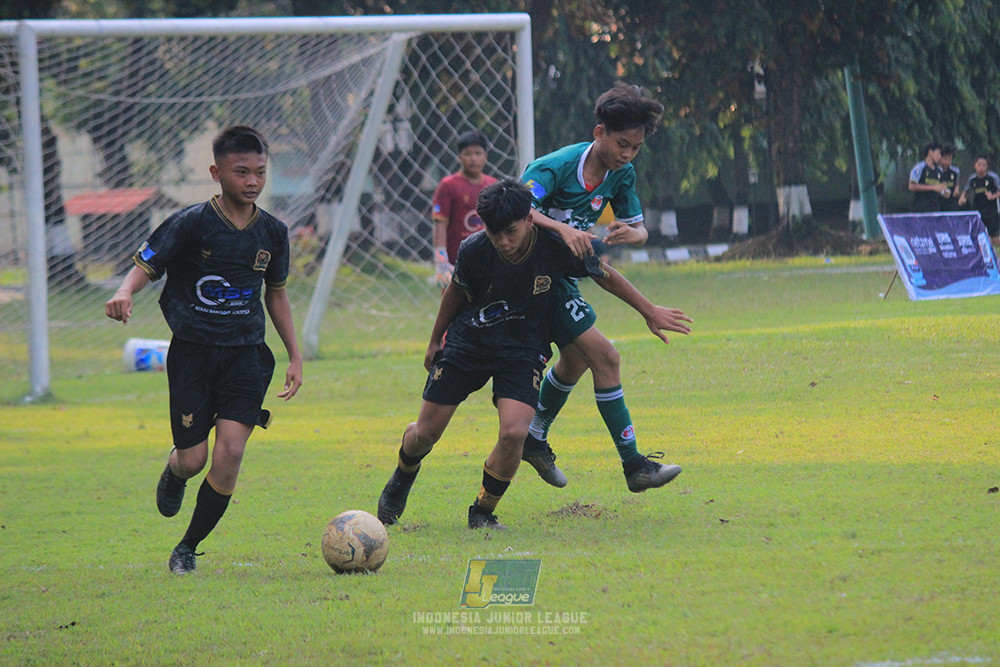 ijl u14 111025 indonesia muda utara vs metra muda soccer school