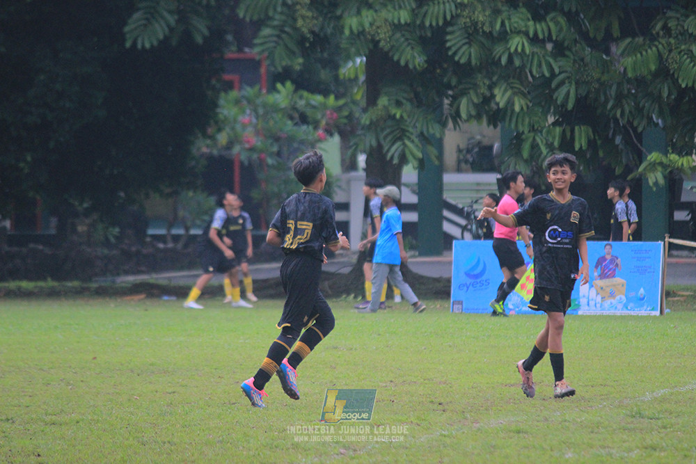 ijl u14 111025 indonesia muda utara vs metra muda soccer school