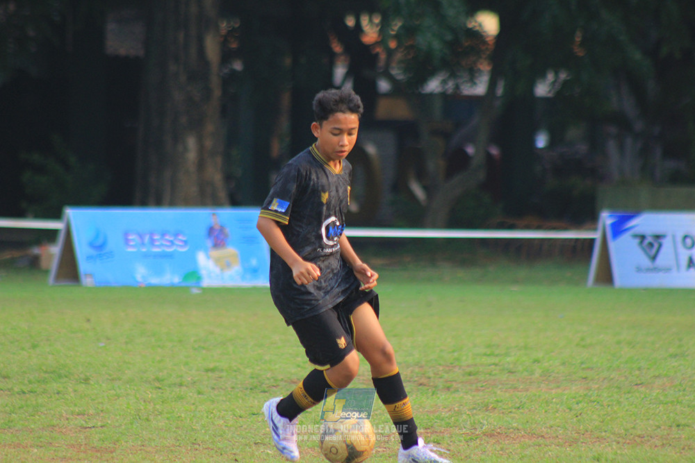 ijl u14 111025 indonesia muda utara vs metra muda soccer school