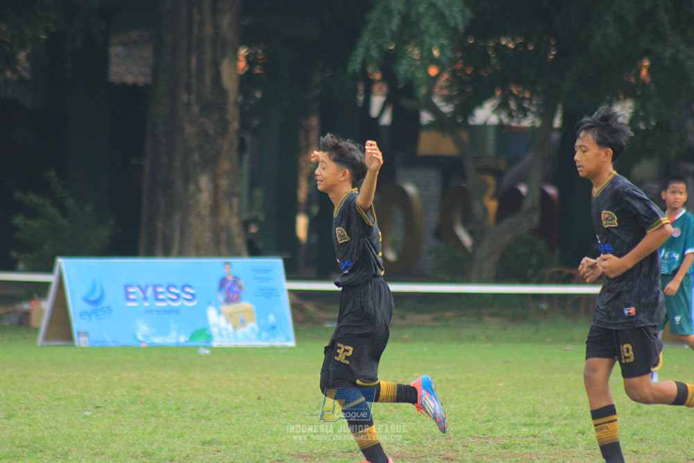 ijl u14 111025 indonesia muda utara vs metra muda soccer school