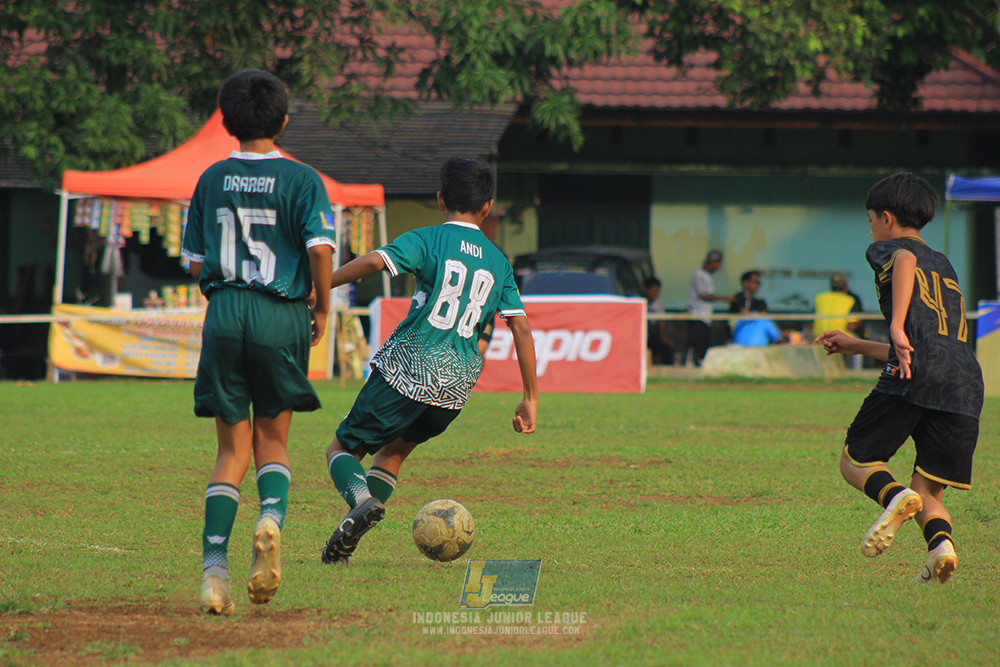 ijl u14 111025 indonesia muda utara vs metra muda soccer school