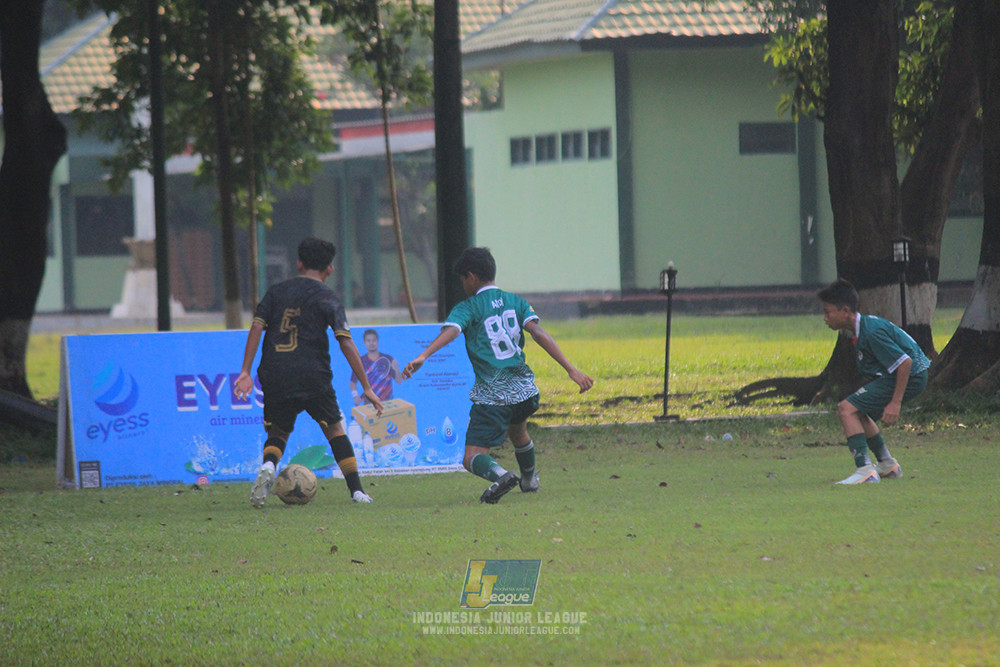 ijl u14 111025 indonesia muda utara vs metra muda soccer school