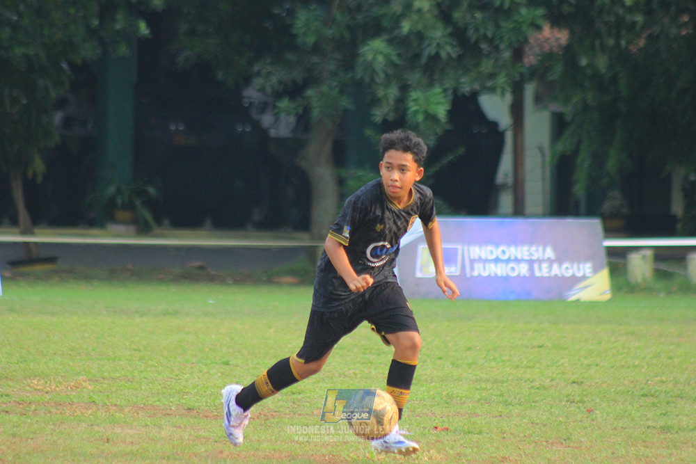 ijl u14 111025 indonesia muda utara vs metra muda soccer school