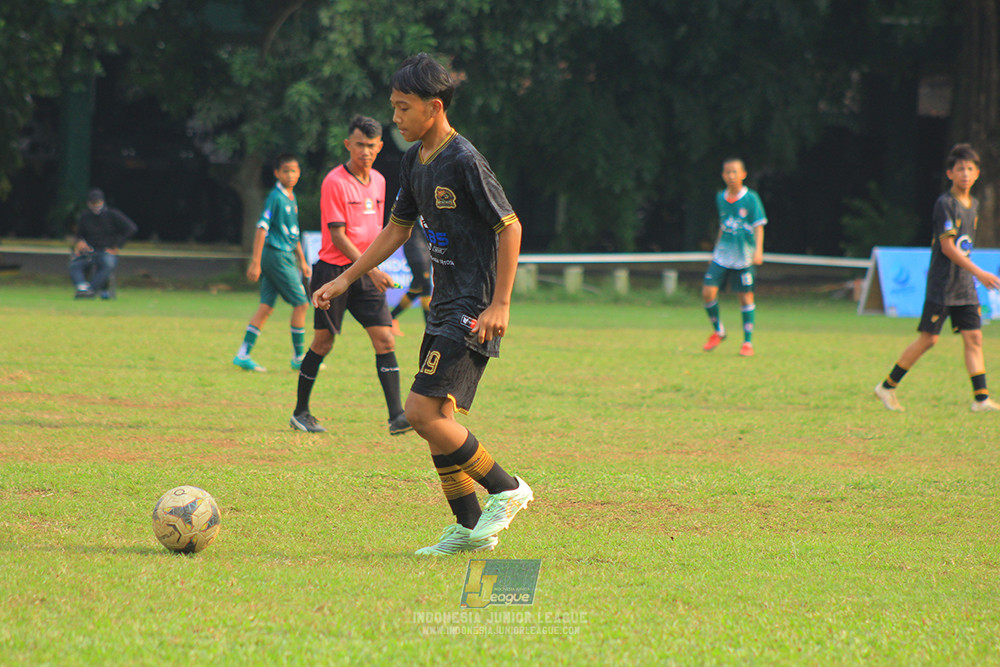 ijl u14 111025 indonesia muda utara vs metra muda soccer school