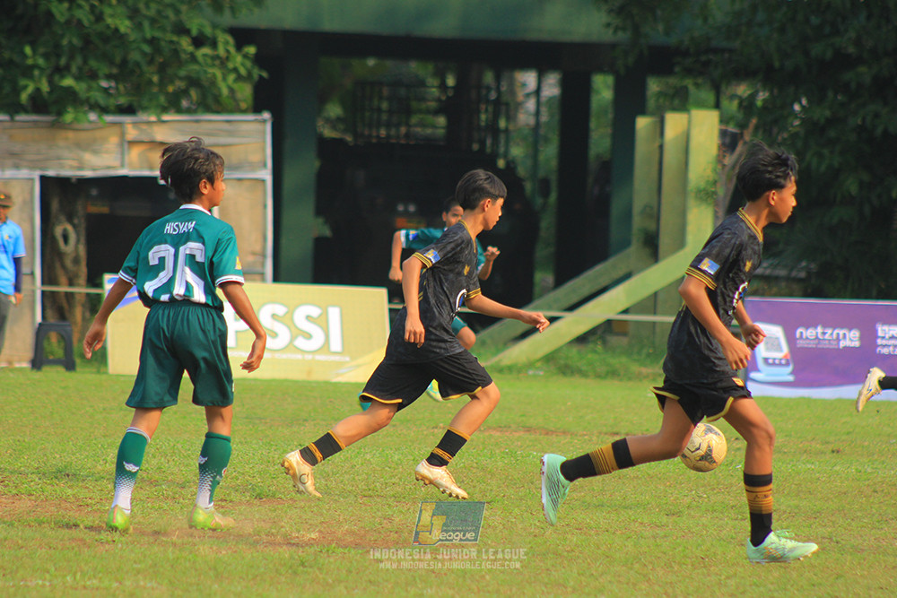 ijl u14 111025 indonesia muda utara vs metra muda soccer school