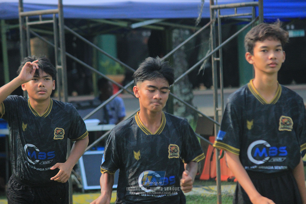 ijl u14 111025 indonesia muda utara vs metra muda soccer school