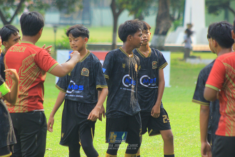 ijl u14 111025 indonesia muda utara vs metra muda soccer school