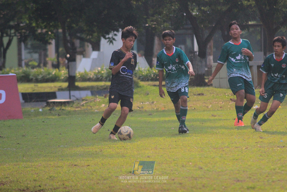 ijl u14 111025 indonesia muda utara vs metra muda soccer school