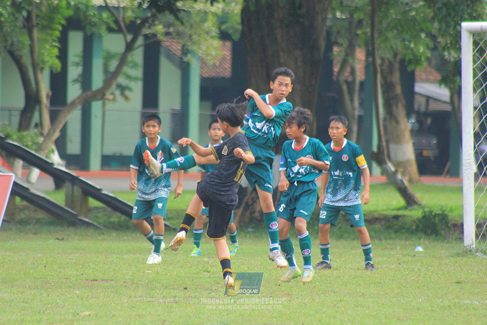 ijl u14 111025 indonesia muda utara vs metra muda soccer school