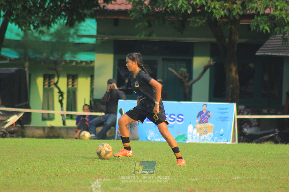 ijl u14 111025 indonesia muda utara vs metra muda soccer school