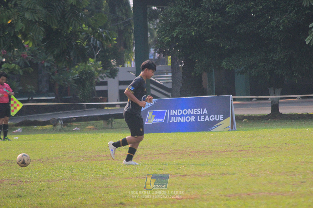 ijl u14 111025 indonesia muda utara vs metra muda soccer school