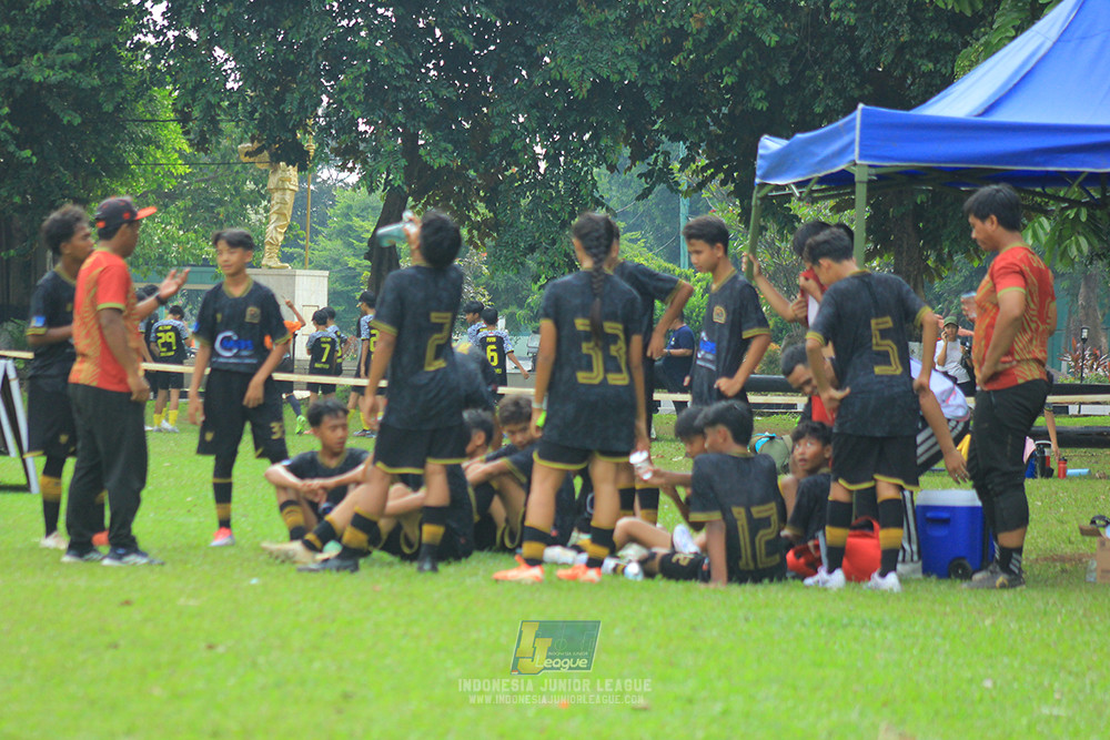 ijl u14 111025 indonesia muda utara vs metra muda soccer school