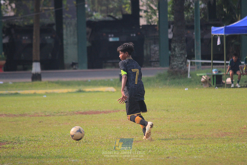 ijl u14 111025 indonesia muda utara vs metra muda soccer school