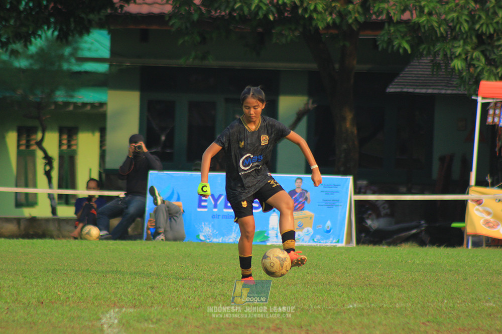 ijl u14 111025 indonesia muda utara vs metra muda soccer school