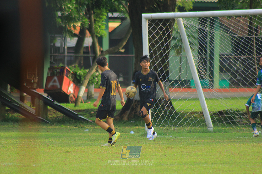 ijl u14 111025 indonesia muda utara vs metra muda soccer school