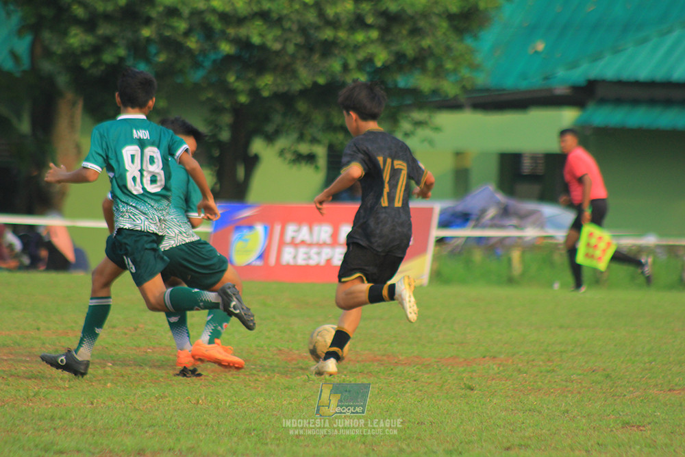ijl u14 111025 indonesia muda utara vs metra muda soccer school