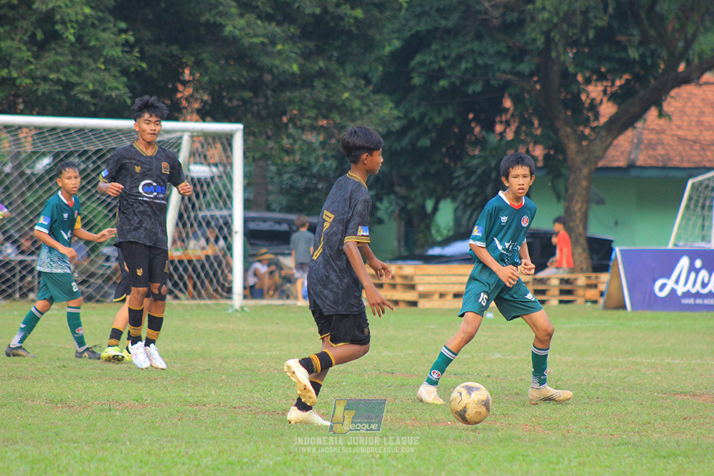 ijl u14 111025 indonesia muda utara vs metra muda soccer school