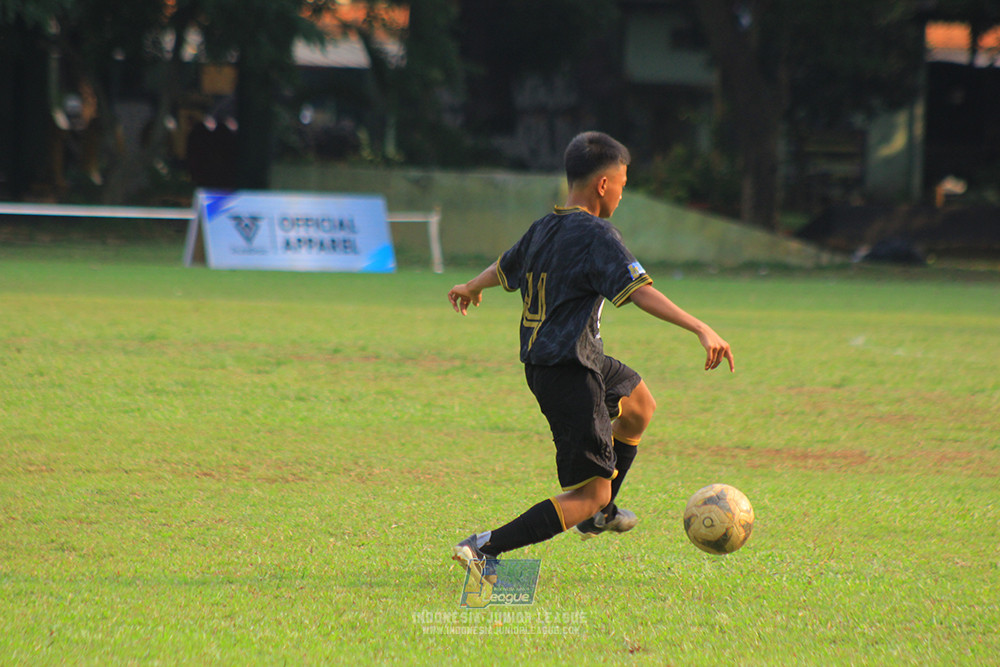 ijl u14 111025 indonesia muda utara vs metra muda soccer school