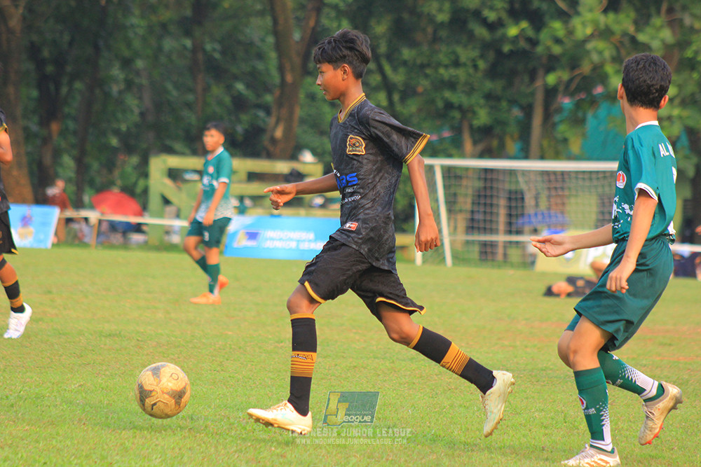 ijl u14 111025 indonesia muda utara vs metra muda soccer school