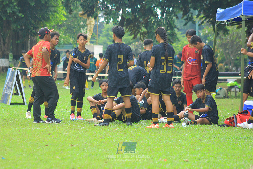 ijl u14 111025 indonesia muda utara vs metra muda soccer school