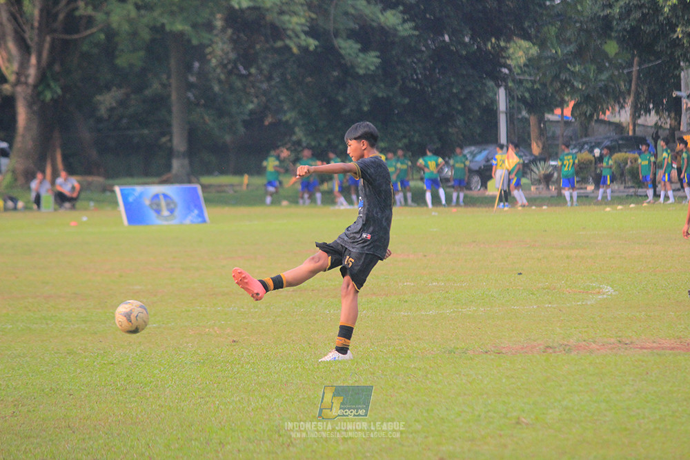 ijl u14 111025 indonesia muda utara vs metra muda soccer school