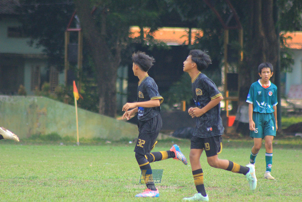 ijl u14 111025 indonesia muda utara vs metra muda soccer school