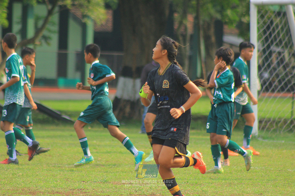 ijl u14 111025 indonesia muda utara vs metra muda soccer school